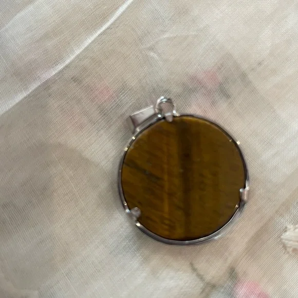 NWOTS Tiger Eye Gems Stone Dove Of Peace Pendant Chakra Reiki Healing Amulet - Picture 2 of 3